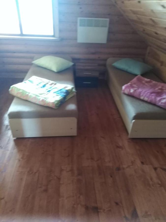 Отель Viesu Maja Manturi Peipini Экстерьер фото